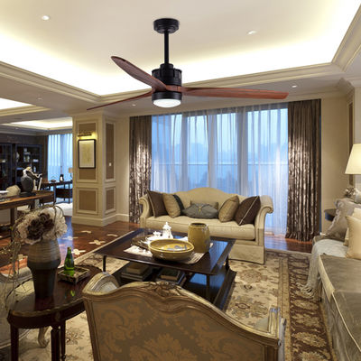 Ventilateurs de plafond européens avec lampes moteur CC décoratif