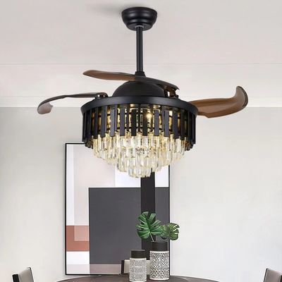 Un moteur à courant continu avec lumière