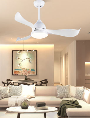 Ventilateur de plafond de salle de bain de 42 pouces avec lumière et lames ABS