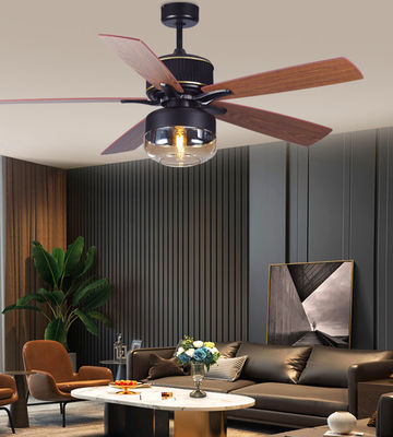 Faisceaux de contreplaqué 52 pouces Ventilateurs de plafond américains pour chambre avec lumière