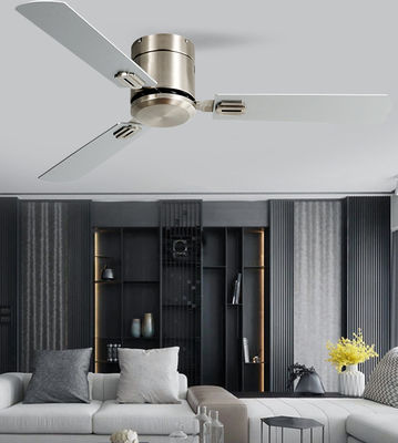 Ventilateur de plafond suspendu de 52 pouces avec ventilateur de plafond à 3 lames blanc clair
