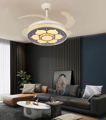 Ventilateur de plafond pliant à courant continu silencieux avec lumière Ventilateur de 42 pouces avec lames pliantes